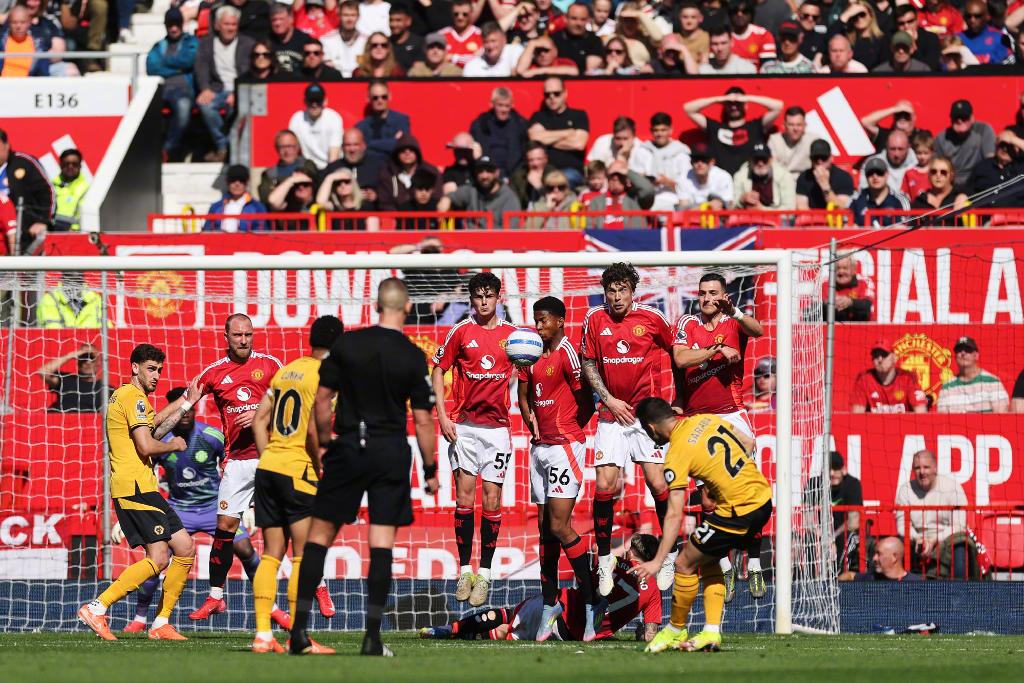 ⛳Chuyên sâu: Manchester United dần mất đi sự sắc bén sau khi bắt đầu xoay tua, và thua Wolves đồng nghĩa với việc trận đấu đã bắt đầu