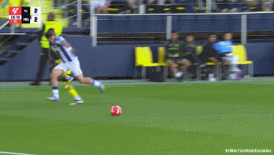 HLV Real Sociedad: 3 bàn thắng của Villarreal đều bị hủy? Điều đó có nghĩa là bàn thắng không được tính.