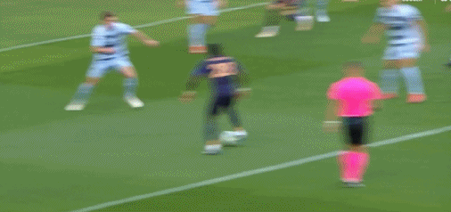 ⚽MLS Hiệp 1: Maya Yoshida phản lưới nhà, Sporting Kansas City dẫn trước LA Galaxy 1-0