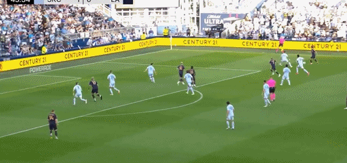⚽MLS Hiệp 1: Maya Yoshida phản lưới nhà, Sporting Kansas City dẫn trước LA Galaxy 1-0