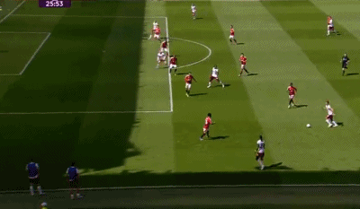 ⚽Báo cáo Ngoại hạng Anh: Hoylen bỏ lỡ một cơ hội tốt, Soucek ghi bàn, Manchester United 0-2 West Ham United, 7 trận đấu không thắng ở giải đấu