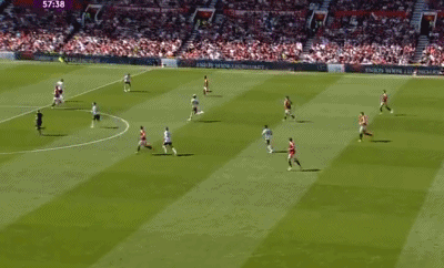 ⚽Báo cáo Ngoại hạng Anh: Hoylen bỏ lỡ một cơ hội tốt, Soucek ghi bàn, Manchester United 0-2 West Ham United, 7 trận đấu không thắng ở giải đấu