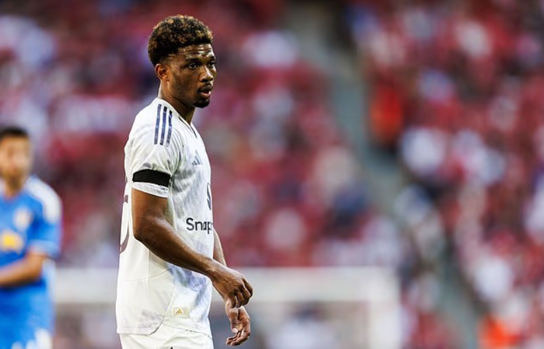 Diallo: Tôi rất mong được chơi cùng Mbeumo. Còn Rashford, tôi chỉ biết chúc cậu ấy may mắn.