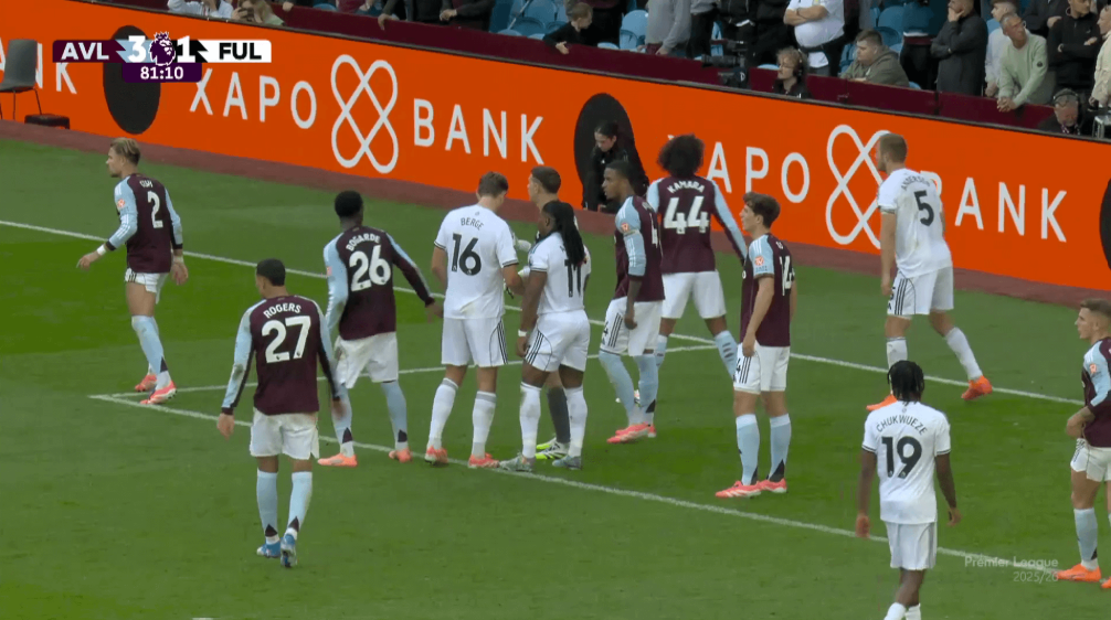 Khi Premier League nâng tầm ném biên xa thành một “nghệ thuật tác chiến” 3