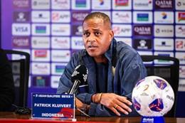 HLV Patrick Kluivert chỉ ra sai lầm của Indonesia