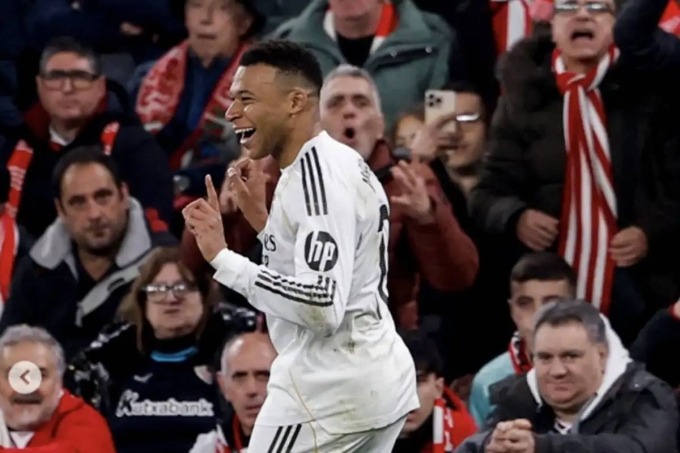 New-Project-2025-12-04T064853-37